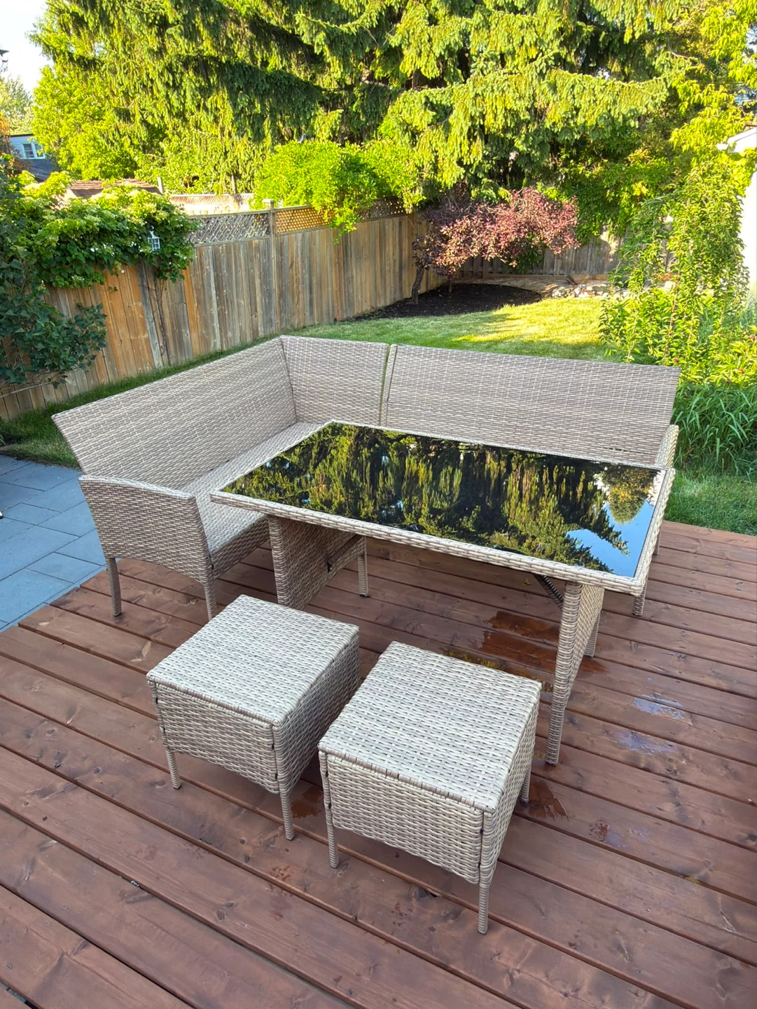 Five piece outdoor sectional dining/lounge set