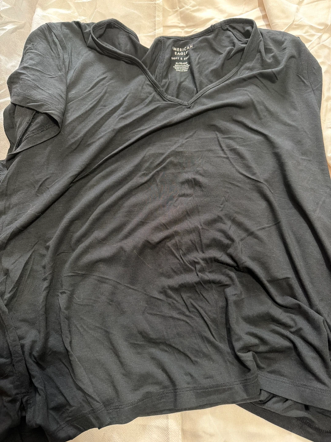 American Eagle Soft & Sexy V-Neck T-Shirt XL Black