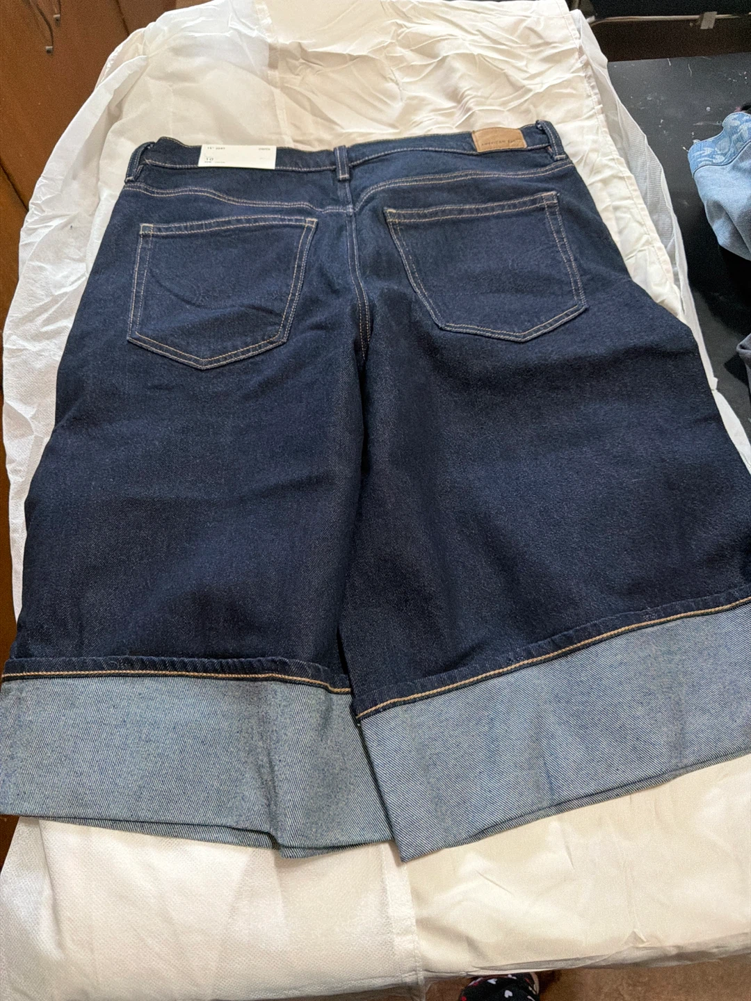 American Eagle Women's Dark Wash Denim Shorts Size 10 - photo 3