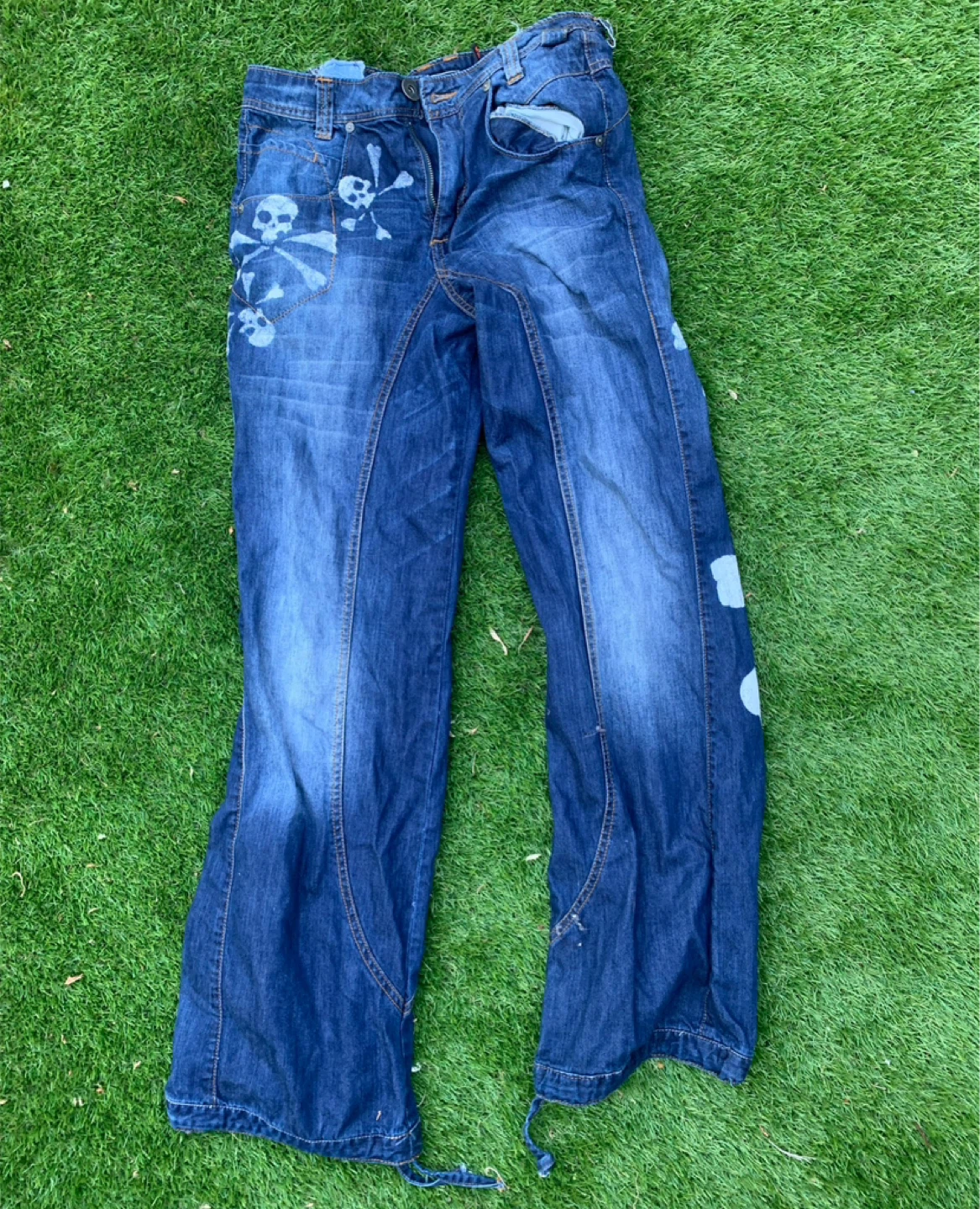 Skull & Crossbones flared Jeans beat up - photo 2