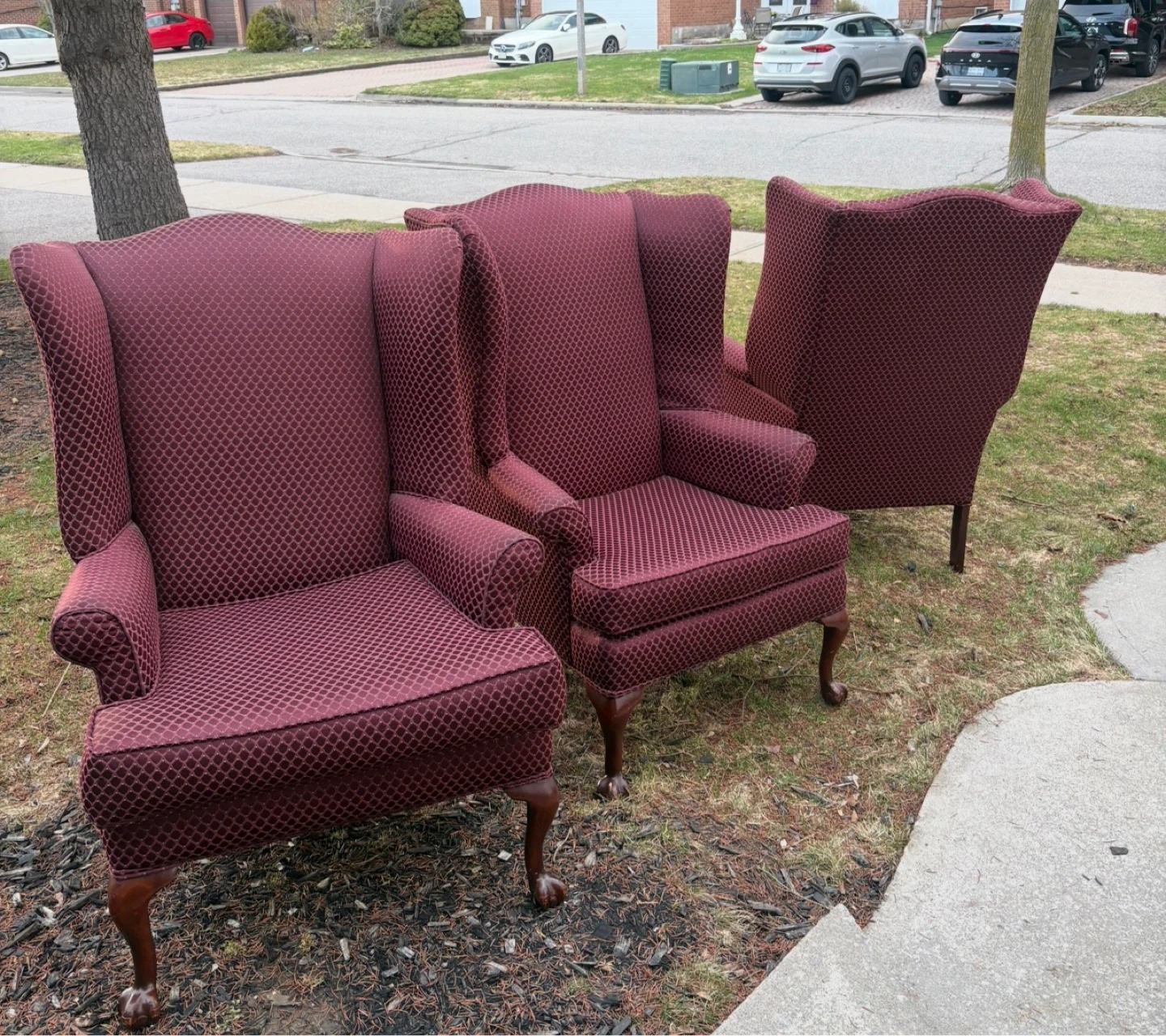 Wingback Accent Chairs - Burgundy - photo 2