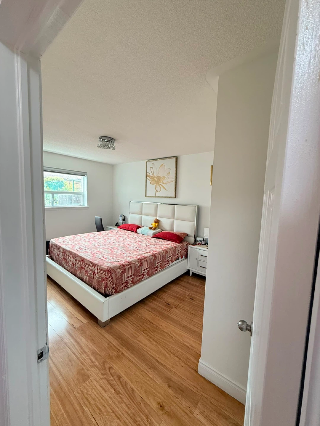 Basement for rent - photo 2
