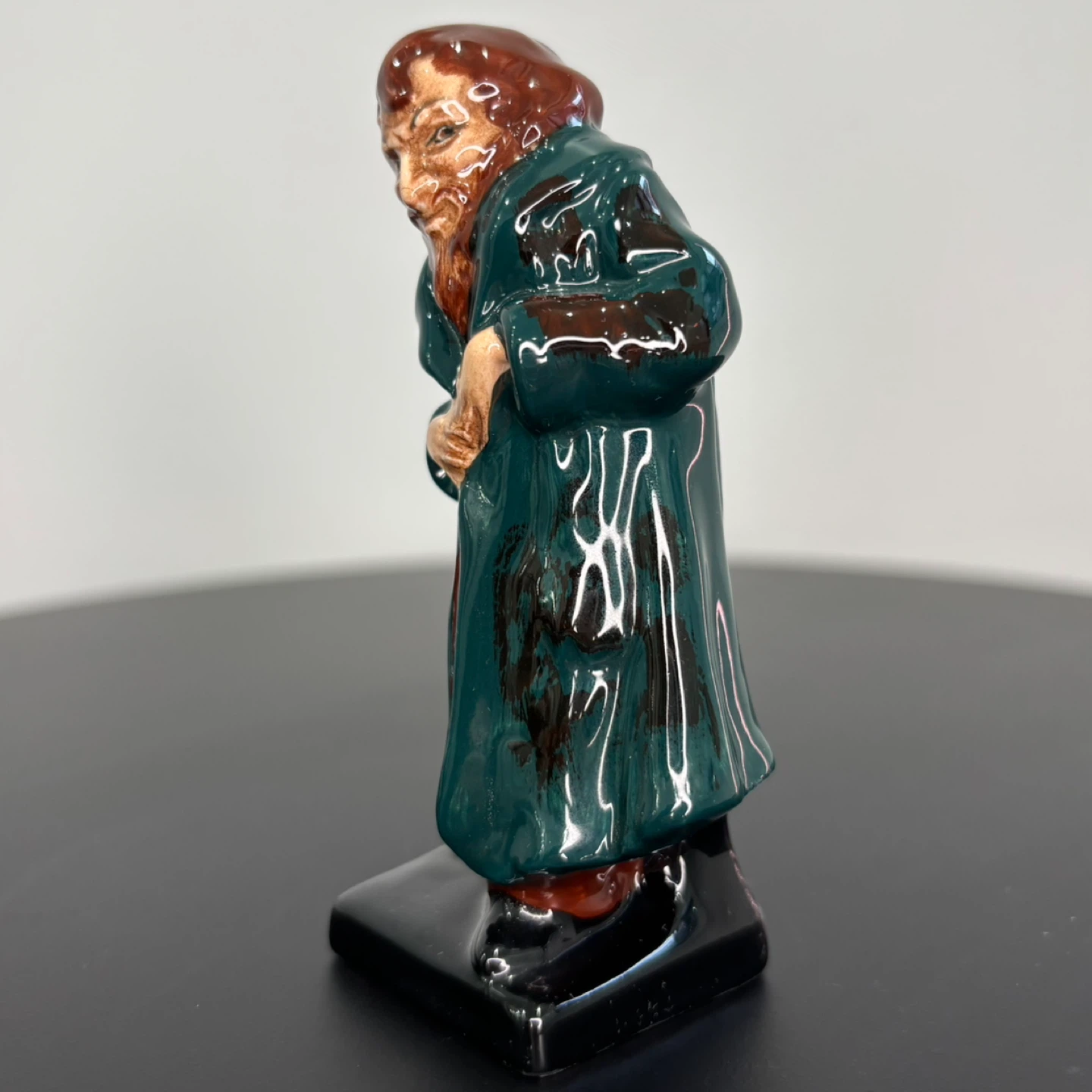 Vintage Royal Doulton — Fagin Figurine - photo 3