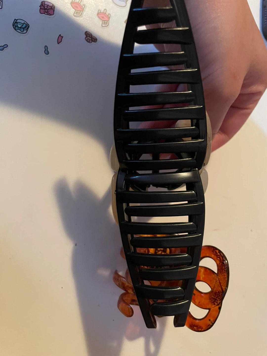 $2 for Set of 2 Hair Clips - photo 3