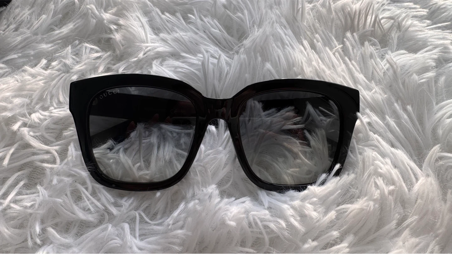 Black Gucci Sunglasses with Case - photo 4