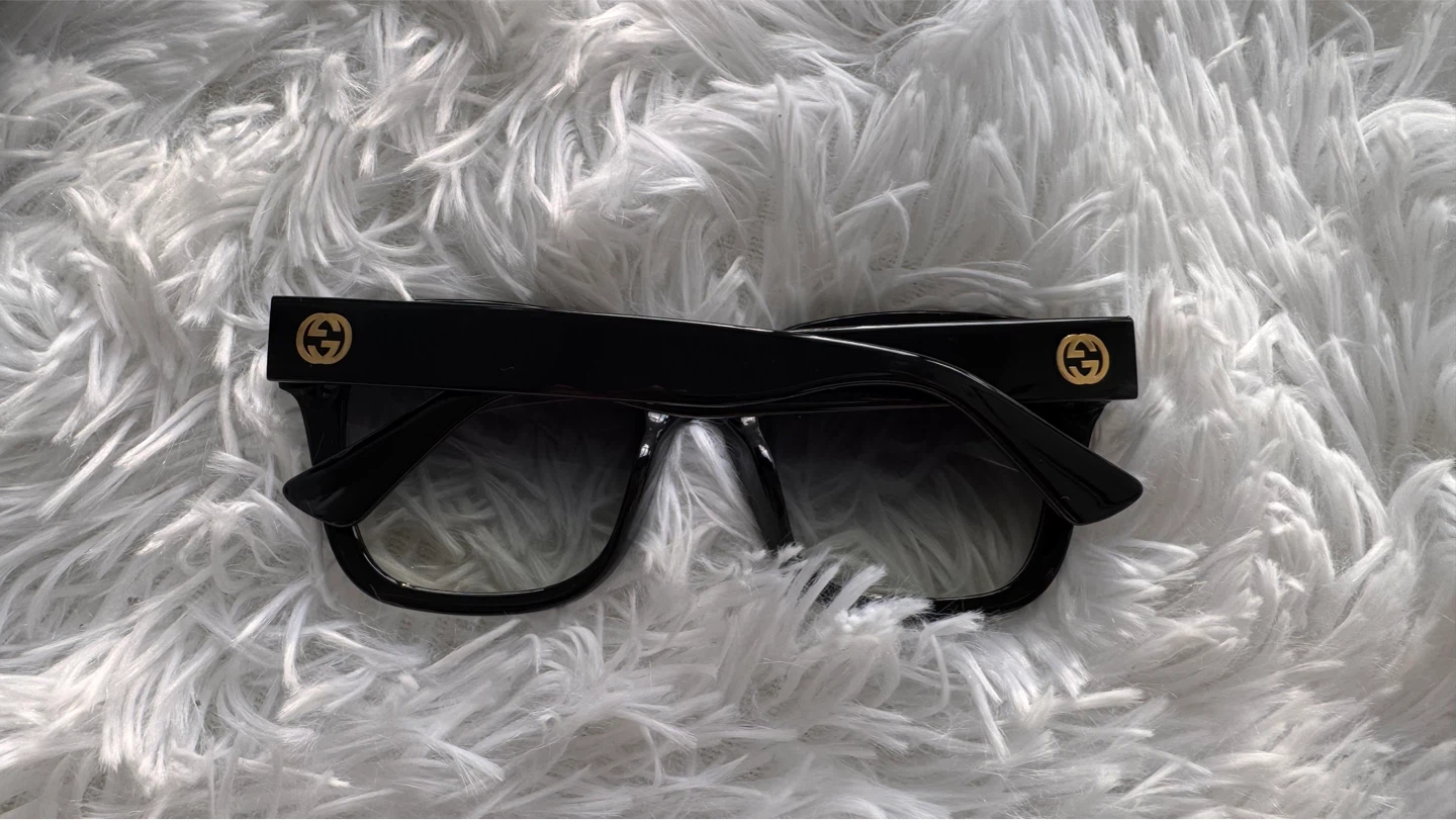 Black Gucci Sunglasses with Case - photo 5