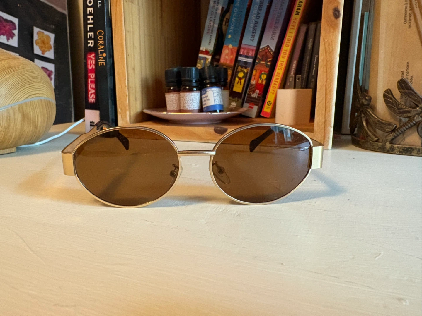 Gold Round Sunglasses