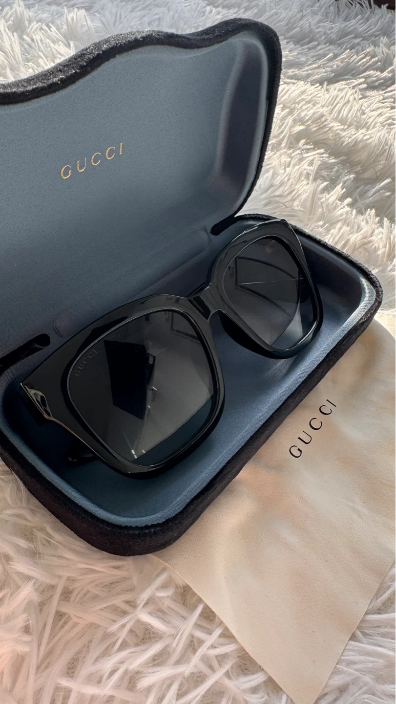Black Gucci Sunglasses with Case