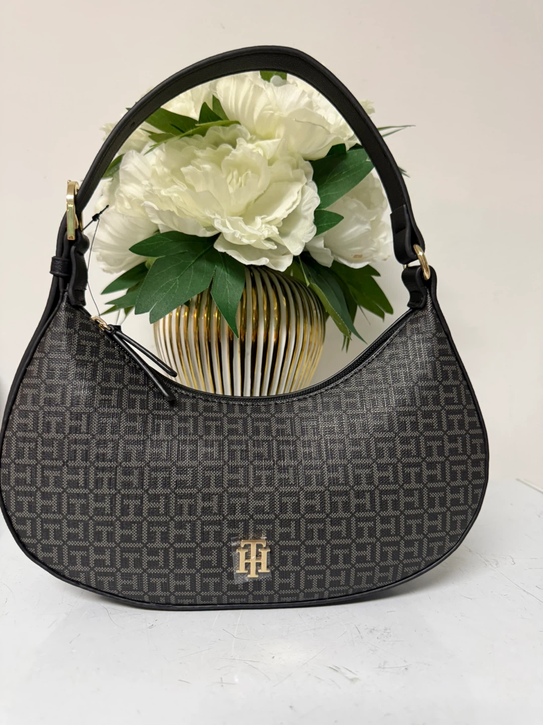 Tommy Hilfiger Hobo Bag