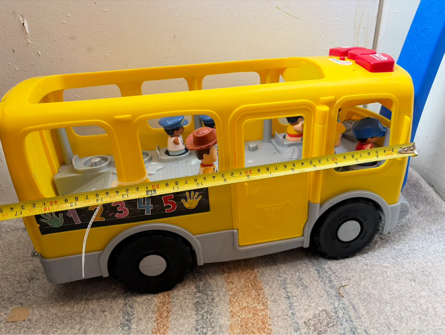Fisher-Price Little People Yellow School bus pull along - photo 3