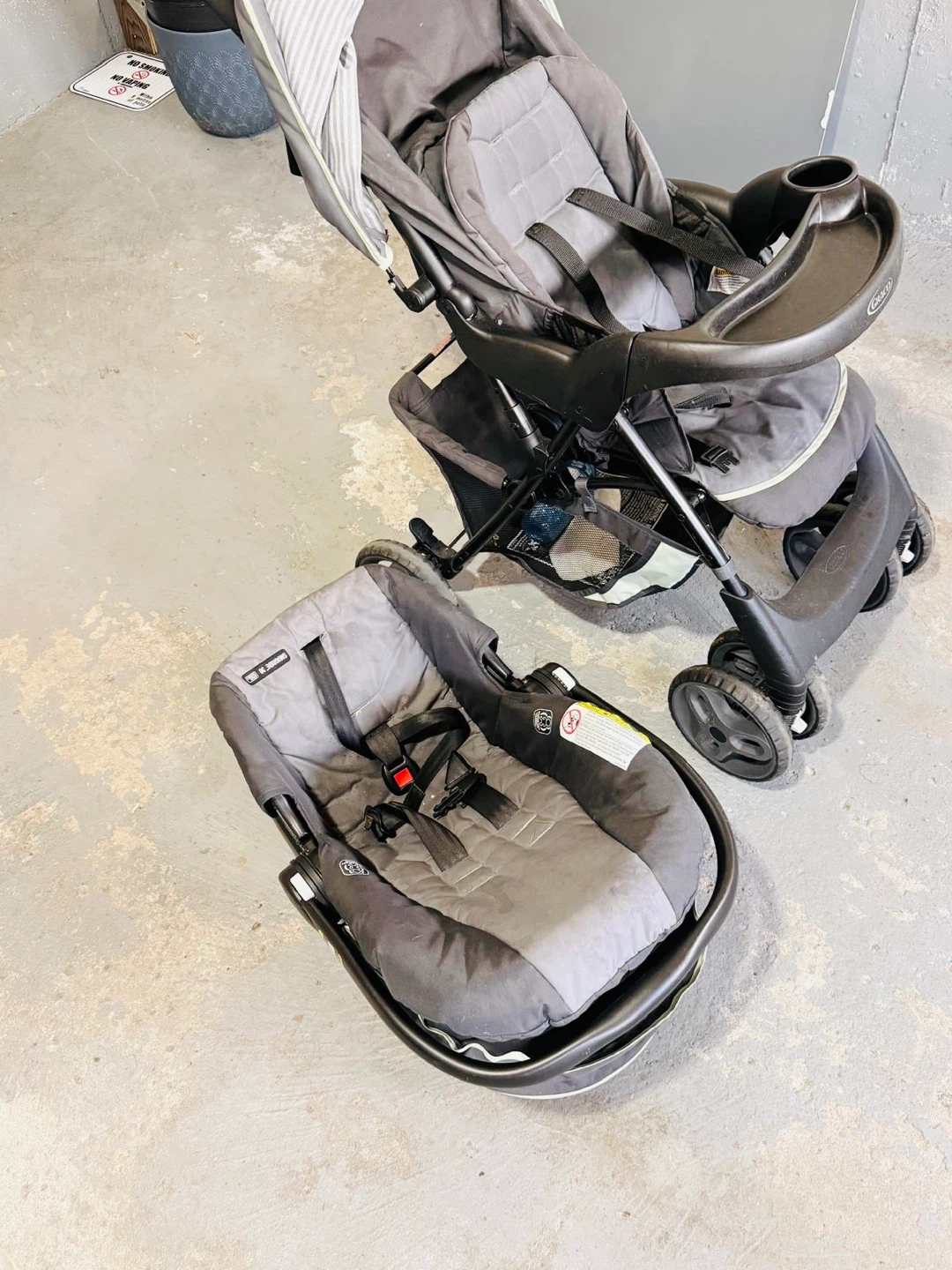Graco Stroller and Car Seat Travel System - photo 2