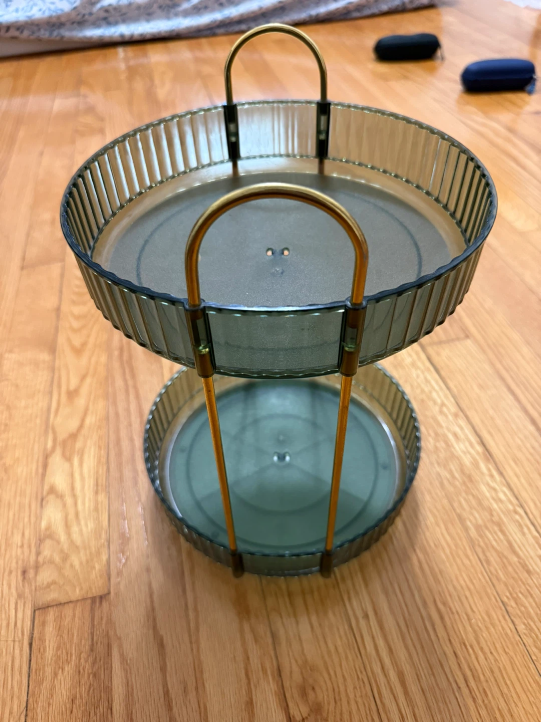 360degree rotating makeup organizer