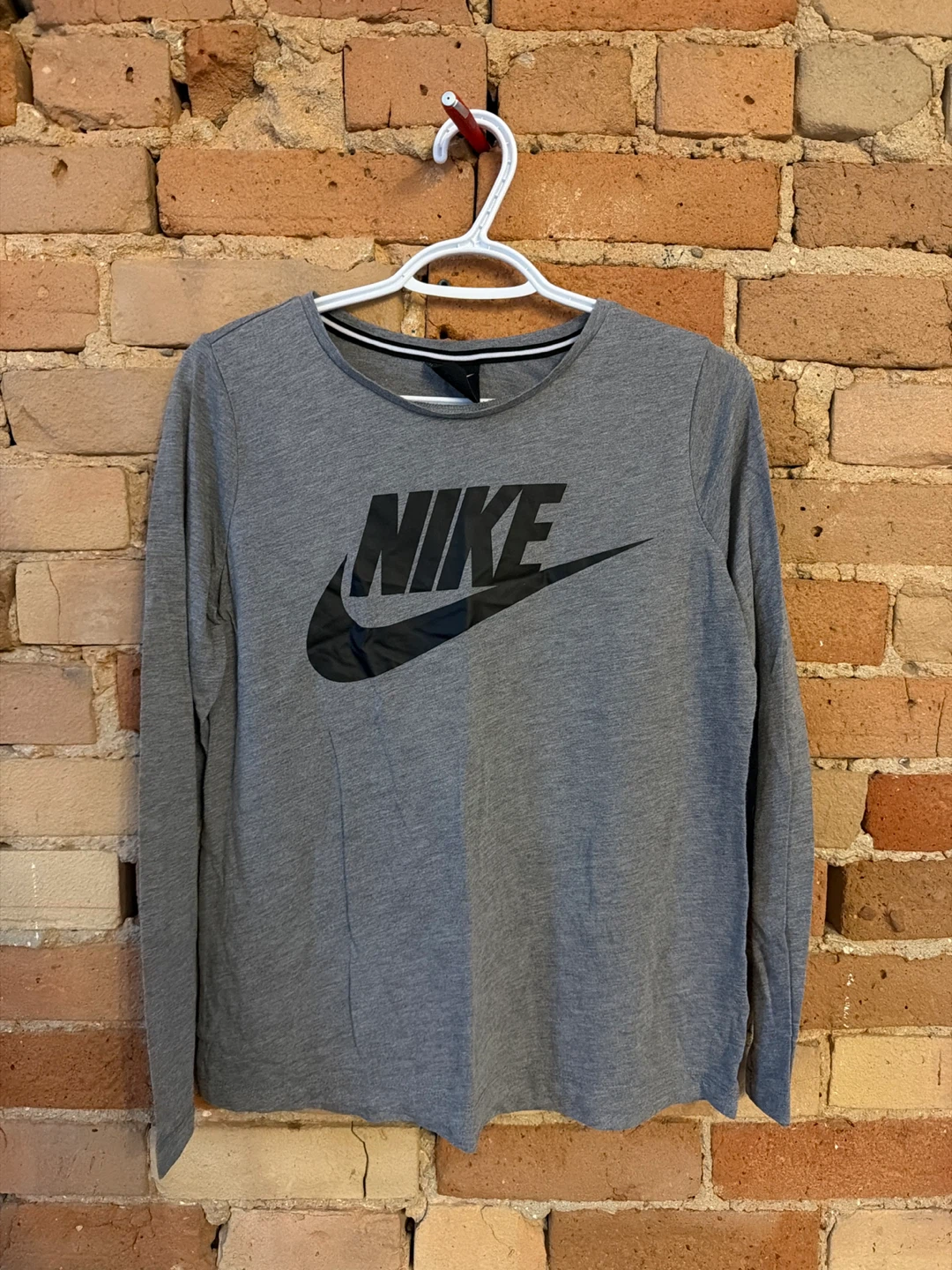 Nike Long Sleeve T-Shirt