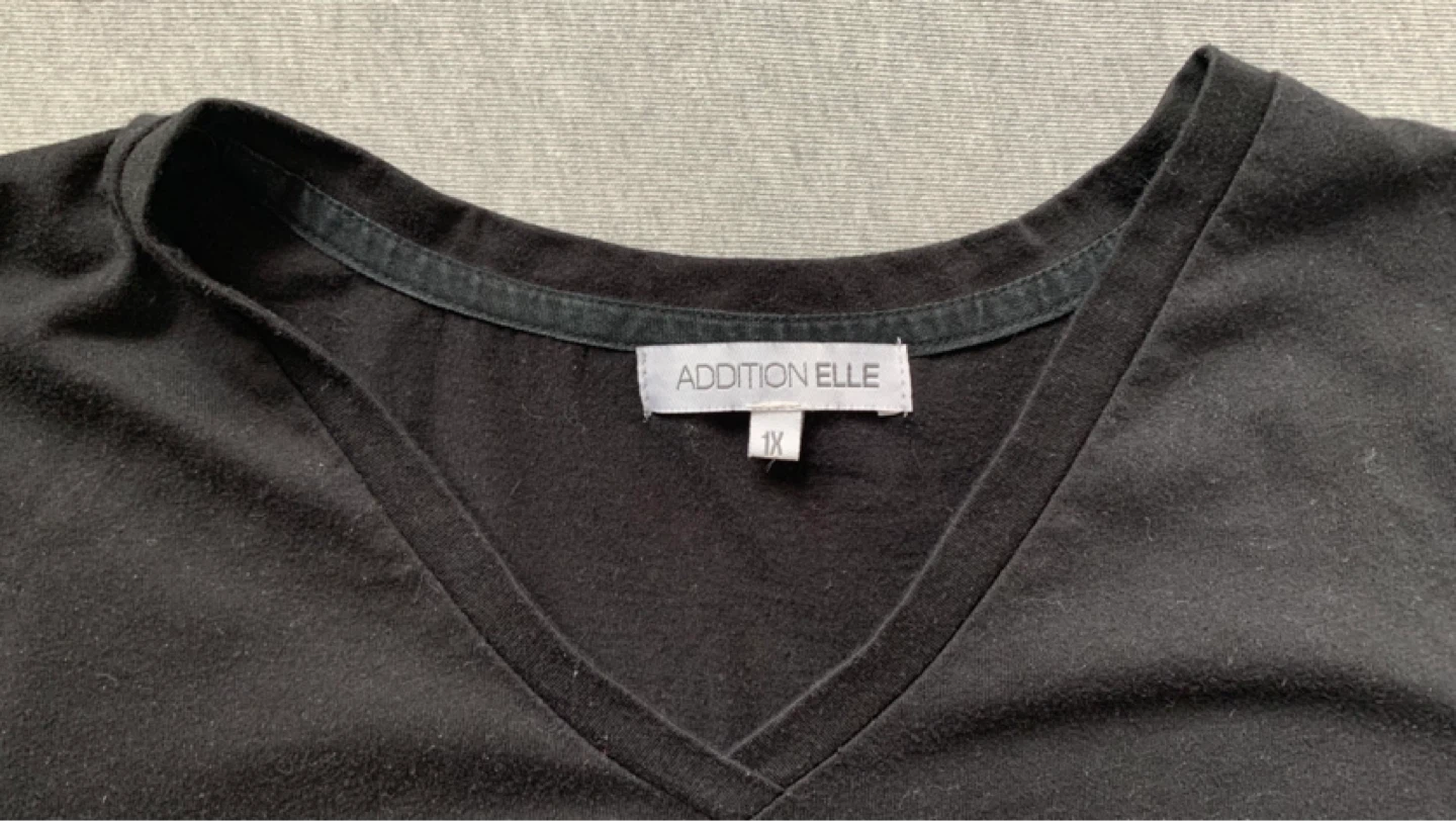 1X Addition Elle Black Long Sleeve ‘Kiss Me Good Night’ Top - photo 3