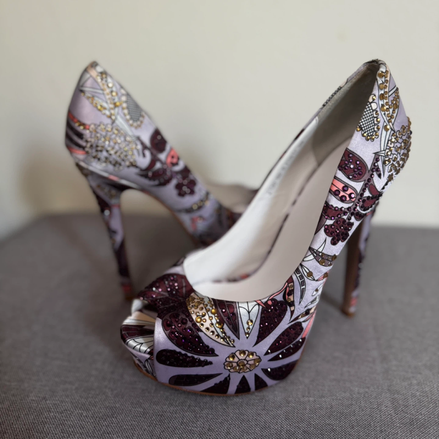 Basic Embellished Platform Heels – EU 38 – Worn Once - photo 3