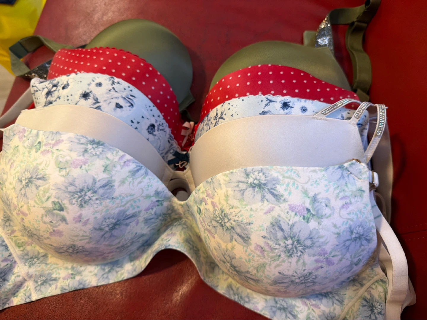 Lot of 5 Bras - Various Styles & Prints - photo 2