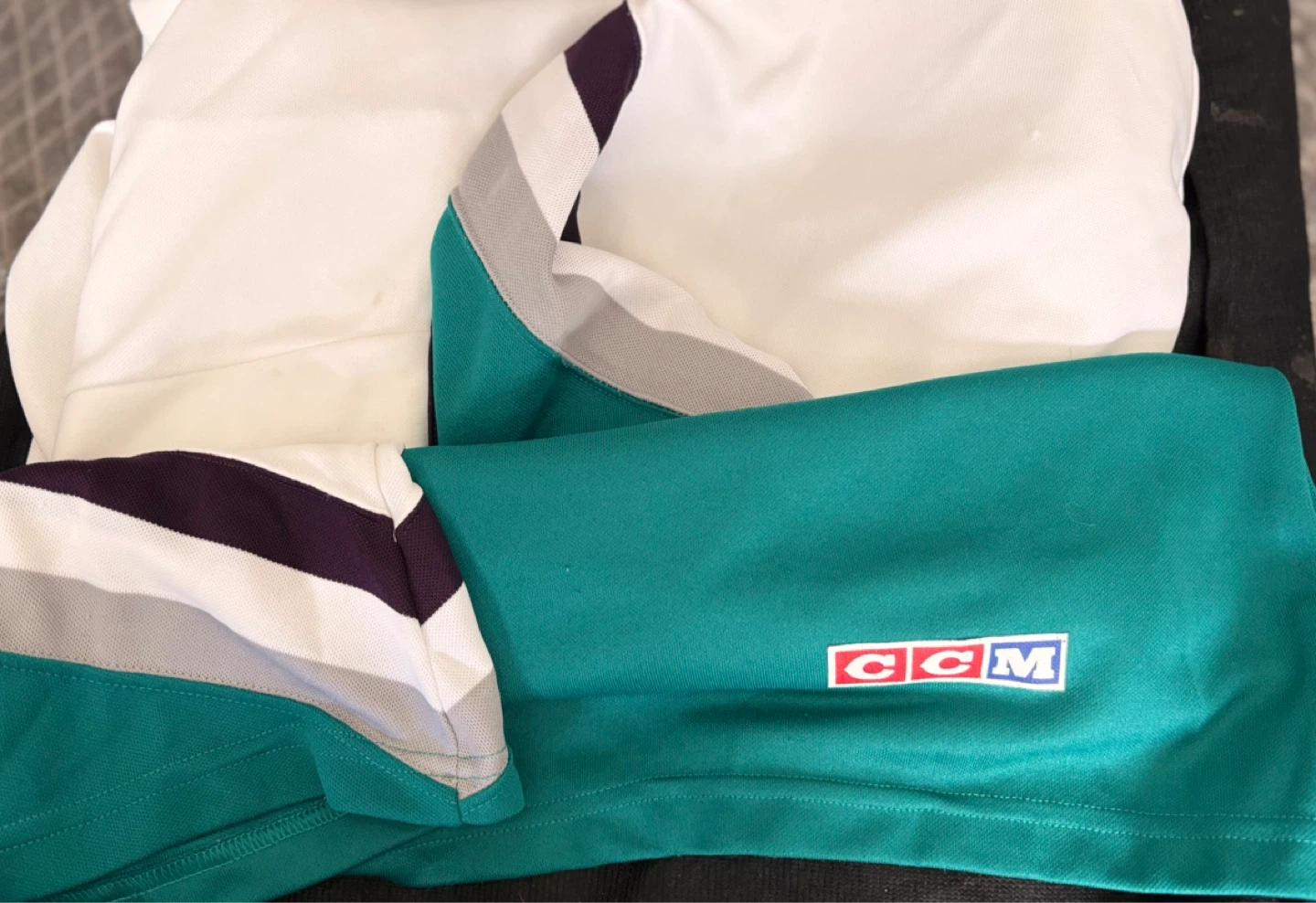CCM Mighty Ducks Hockey Jersey TG/XL - photo 2