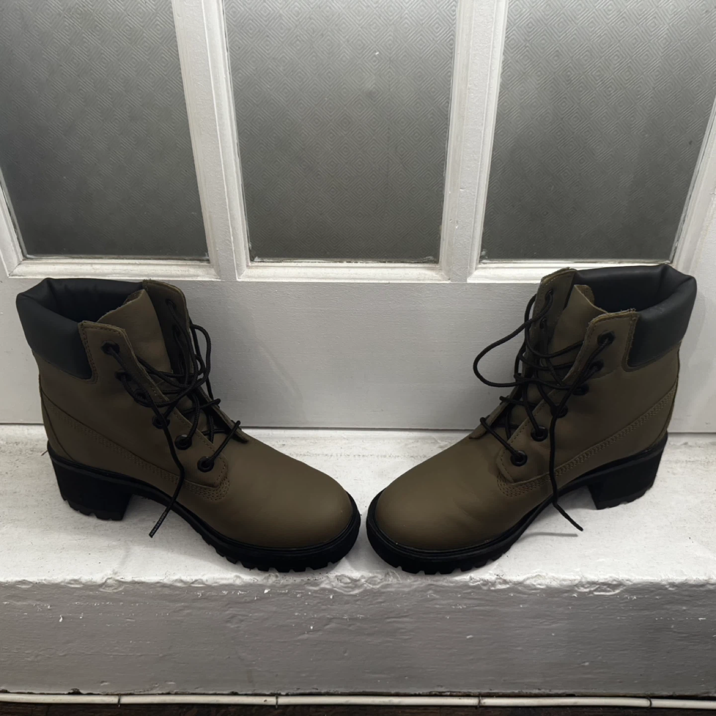 Timberland Kinsley 6” Waterproof Boots – Women’s 8.5 – Like New - photo 2