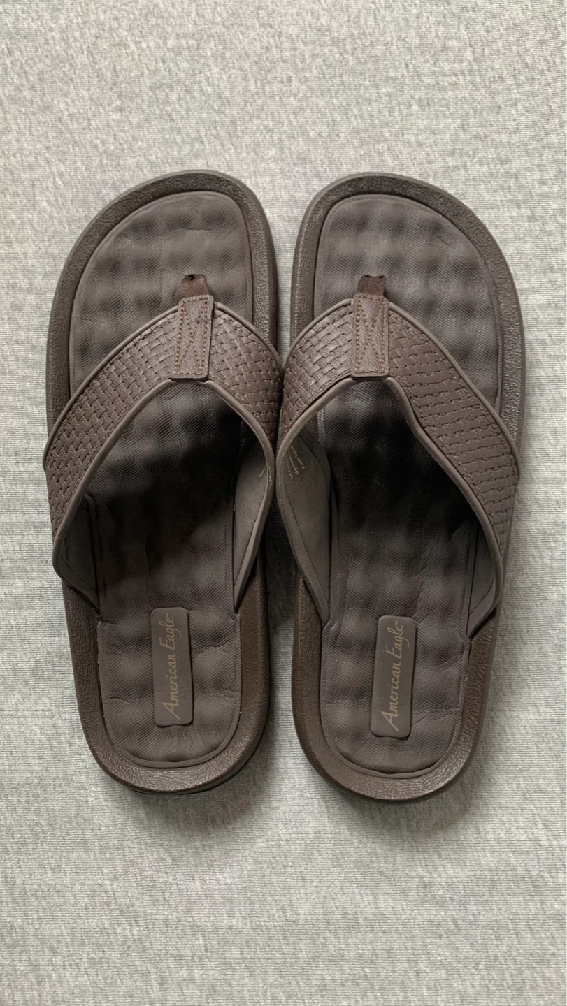 American Eagle Men's Size 14 Brown Flip Flop Sandals