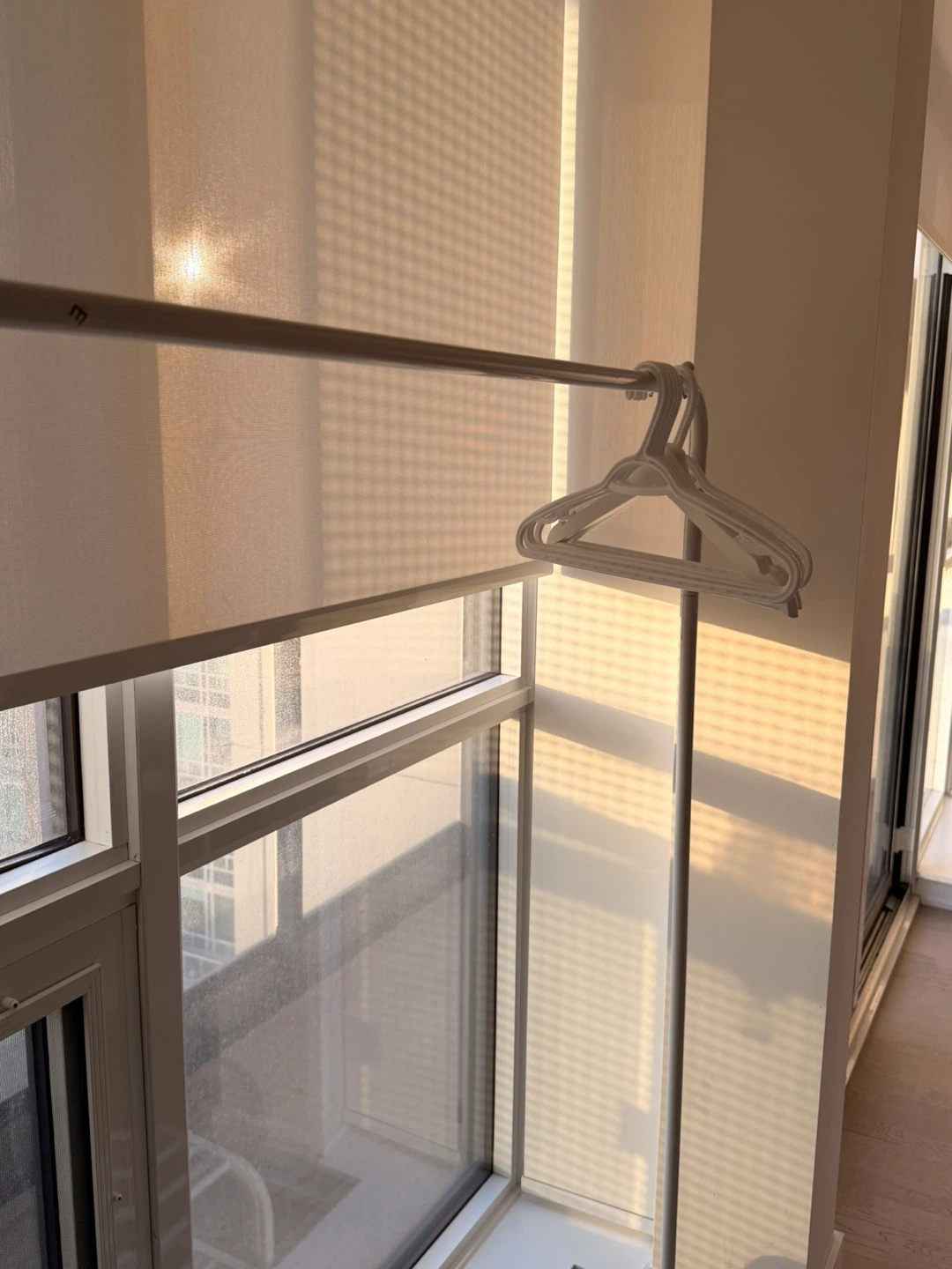 White Metal Clothing Rack with Shoe Shelf (2 shelves) - photo 4