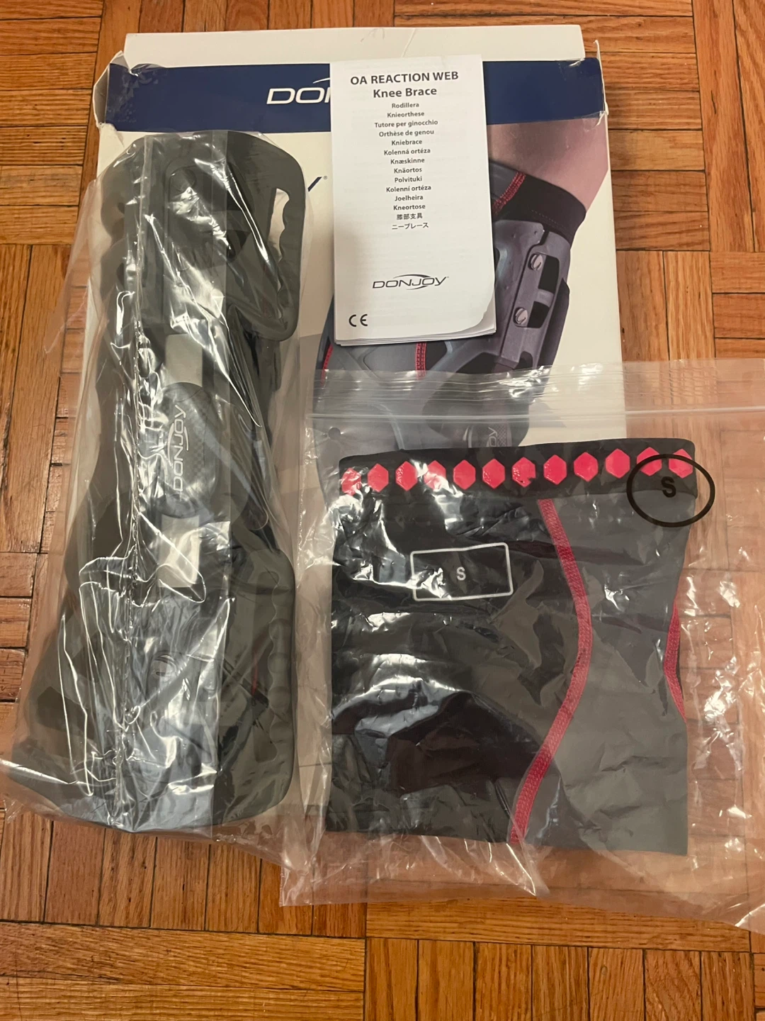 Brand New DonJoy OA Reaction Web Knee Brace XS - photo 3
