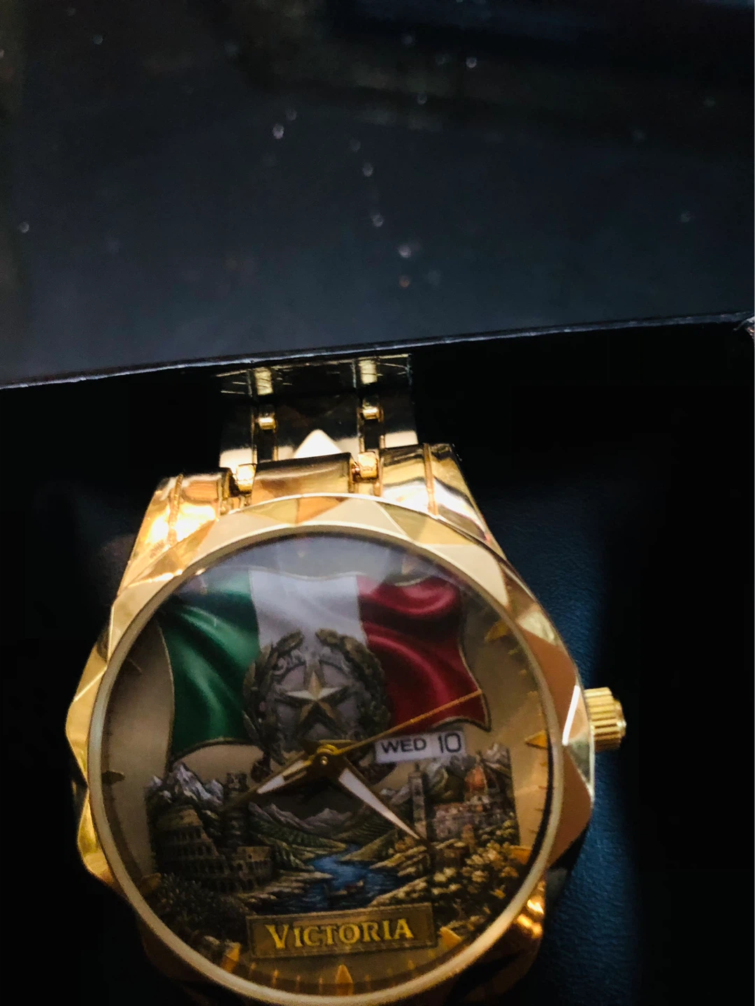 Victoria Gold Tone Watch Italian flag