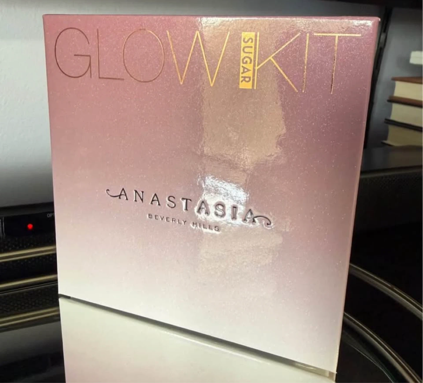 NEW ABH Glow Kit Sugar Highlighter Palette - photo 2