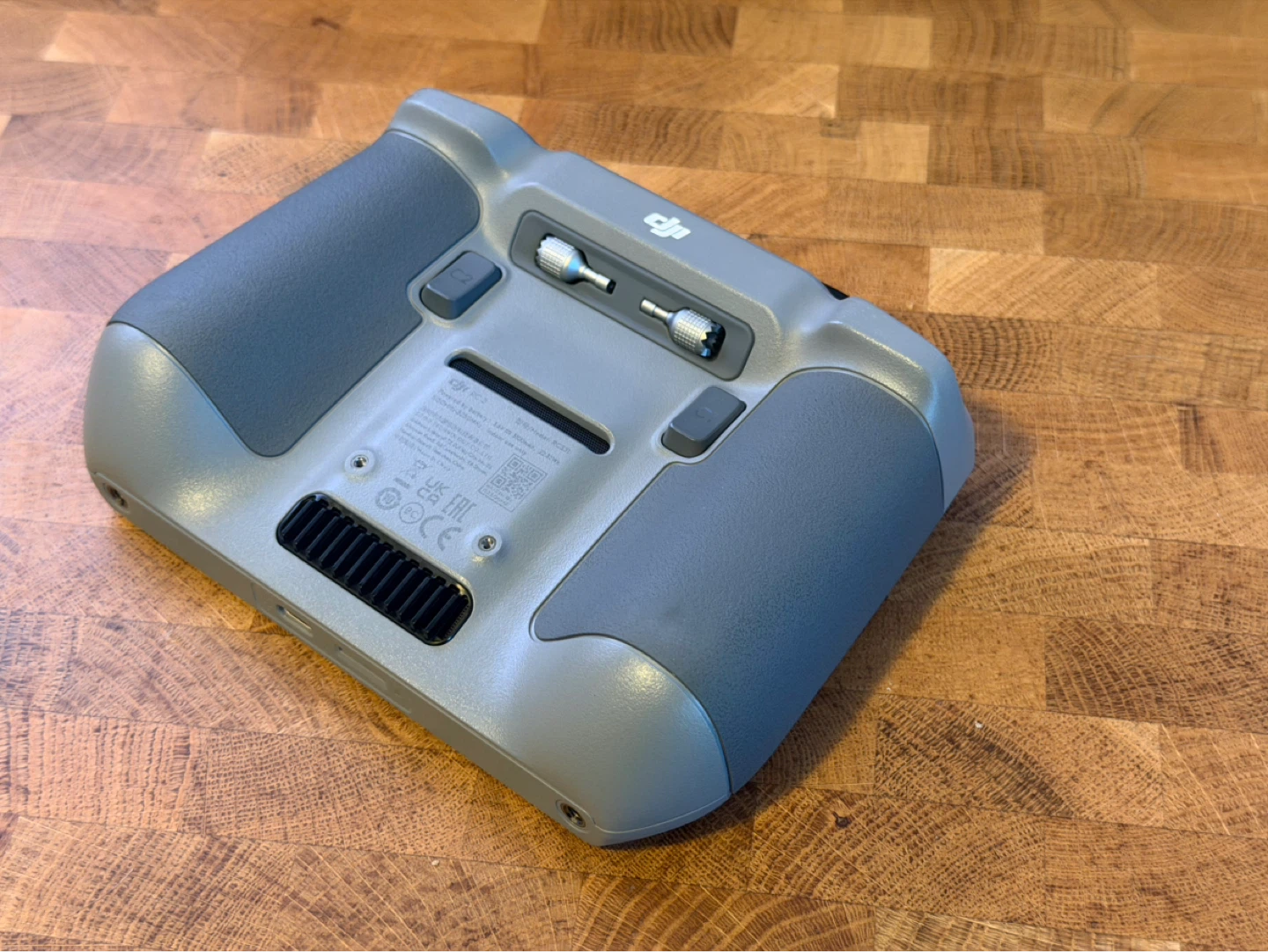 DJI RC 2 Remote Controller - photo 3