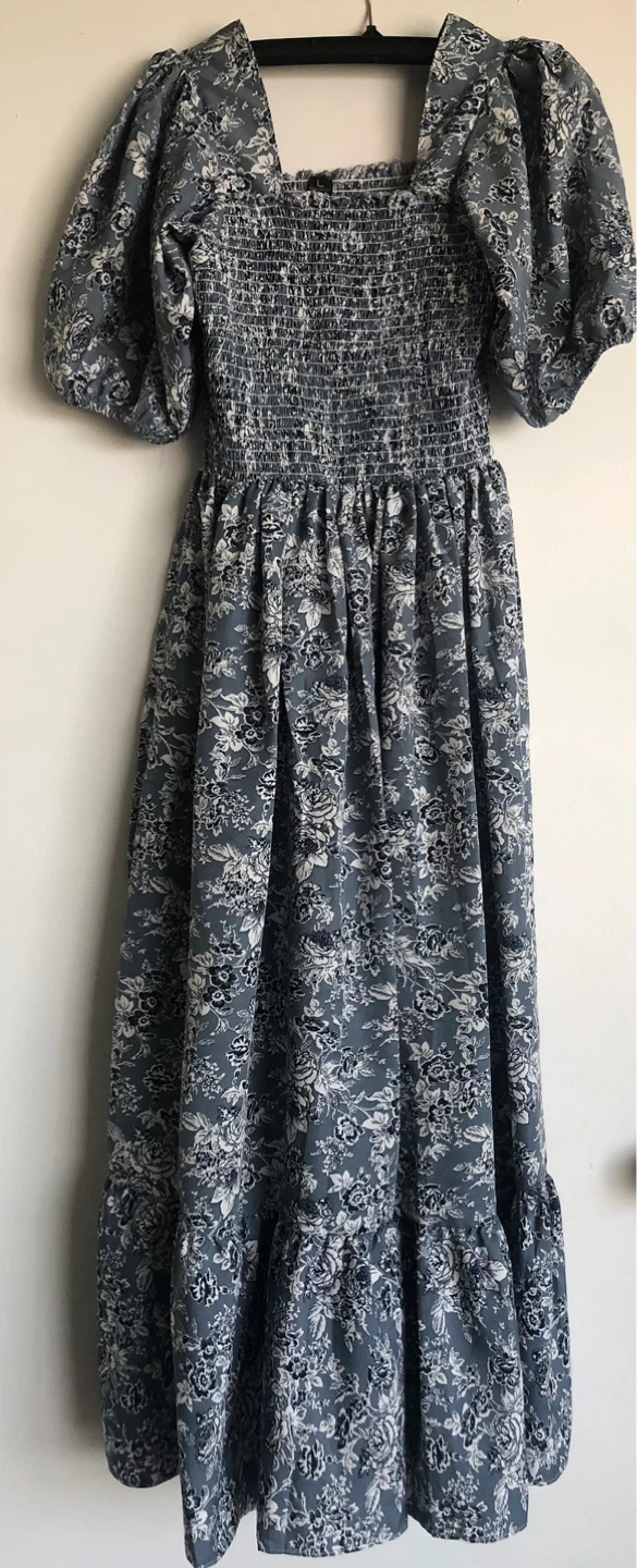 Women's Floral Smocked Maxi Dress
