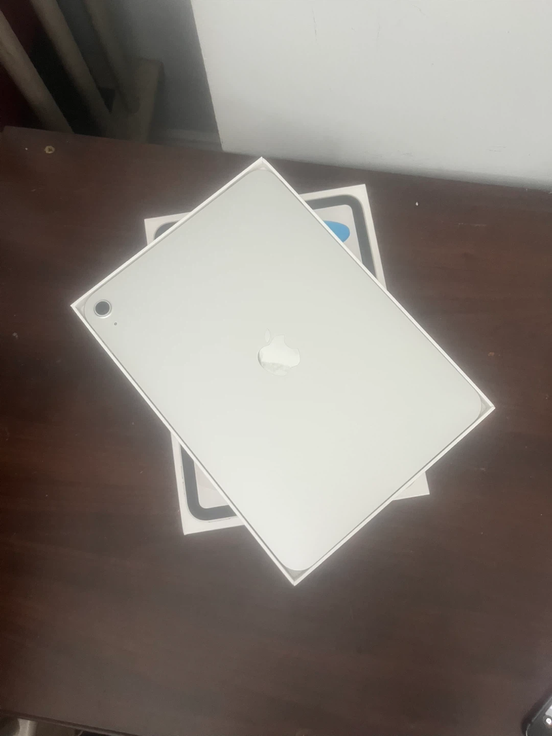 Apple iPad (10th Gen) - Silver - photo 3