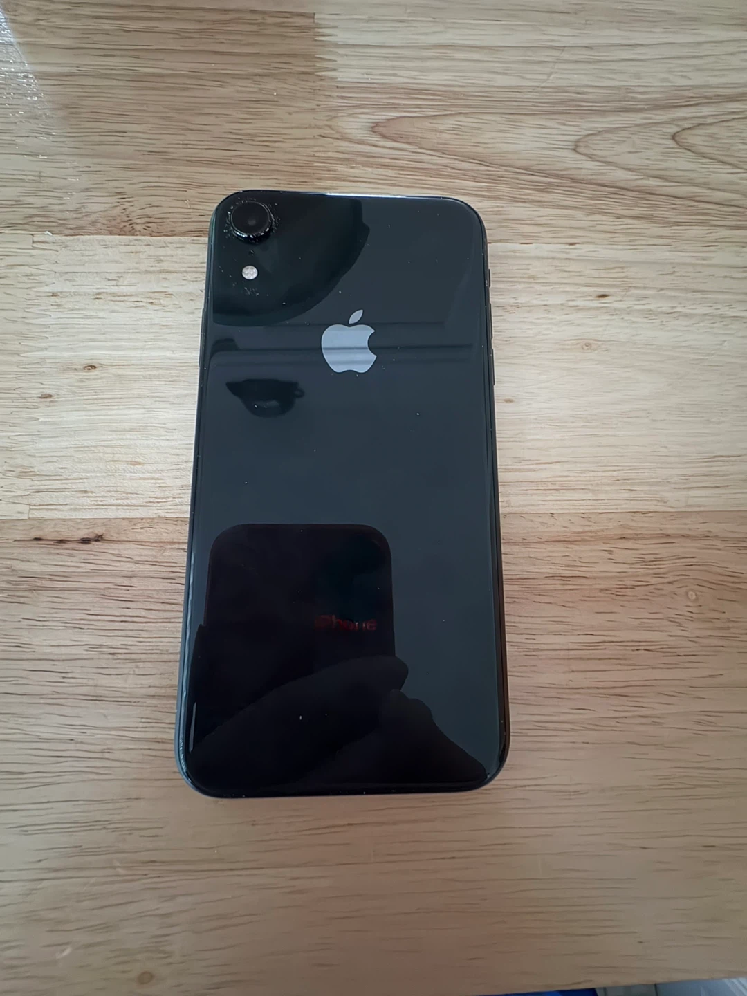 Apple iPhone  XR ( smart phone)