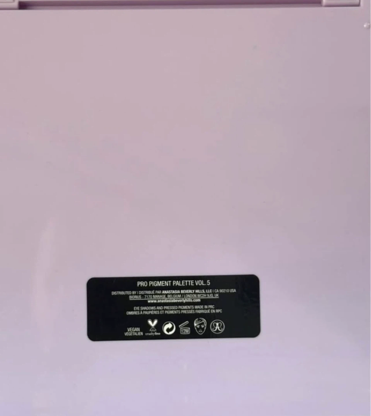 ABH Norvina Pro Pigment Palette Vol. 5 Purple Eyeshadow Palette - photo 4