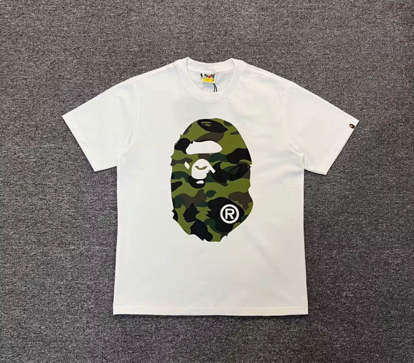 BAPE APE HEAD Camo T-Shirt - photo 4