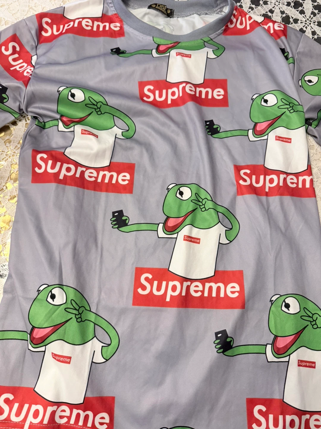 Unisex Kermit the Frog Supreme Shirt - photo 2
