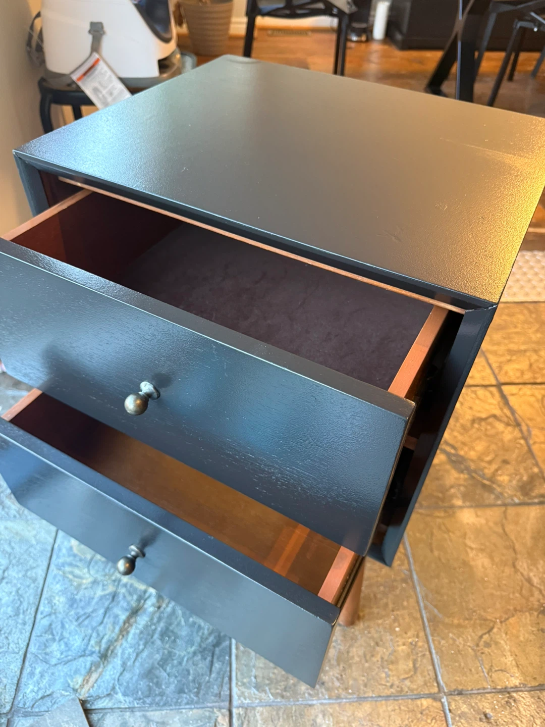 Nightstand - photo 2