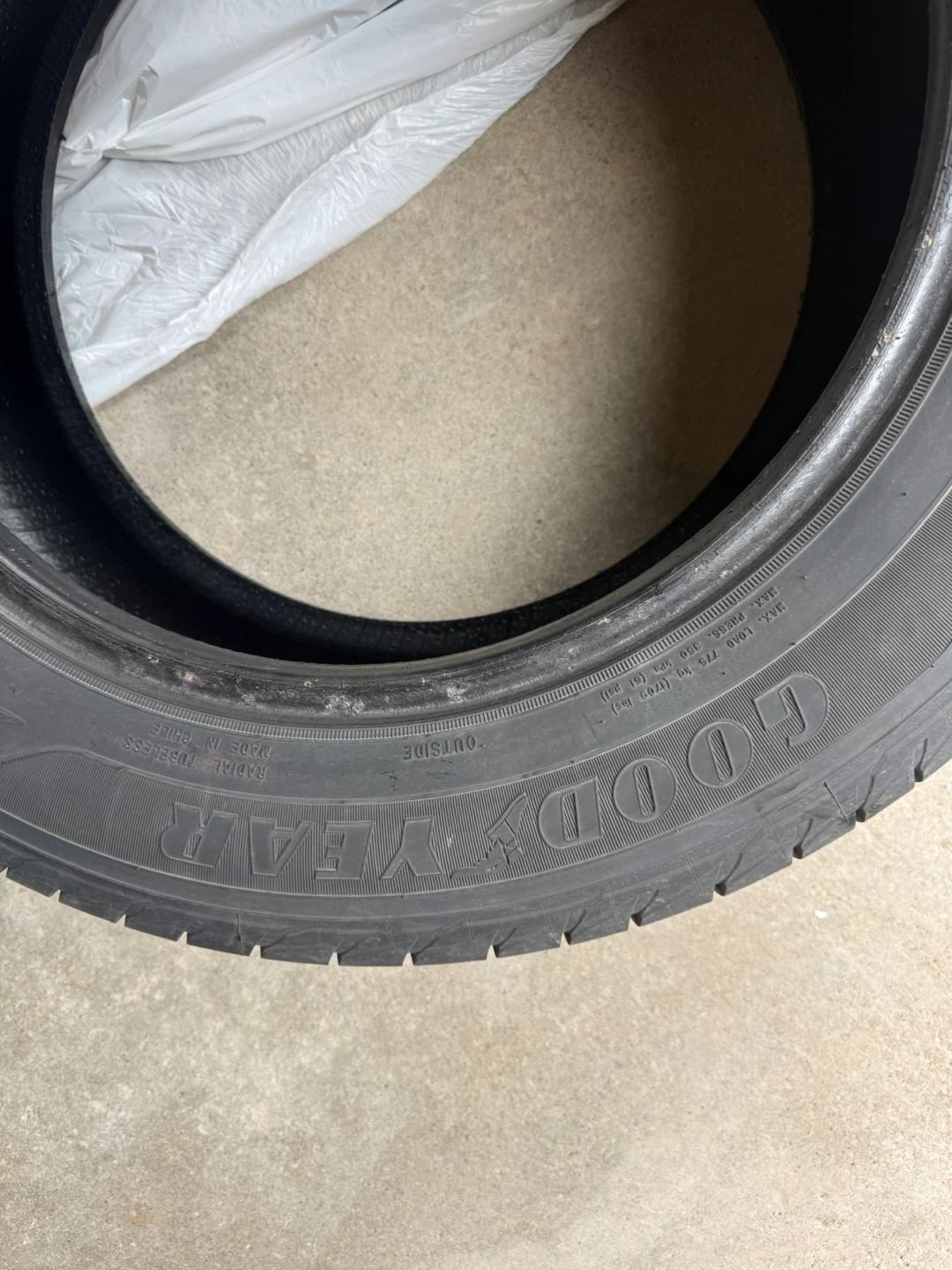 Goodyear Tire 235/55R17 - photo 2