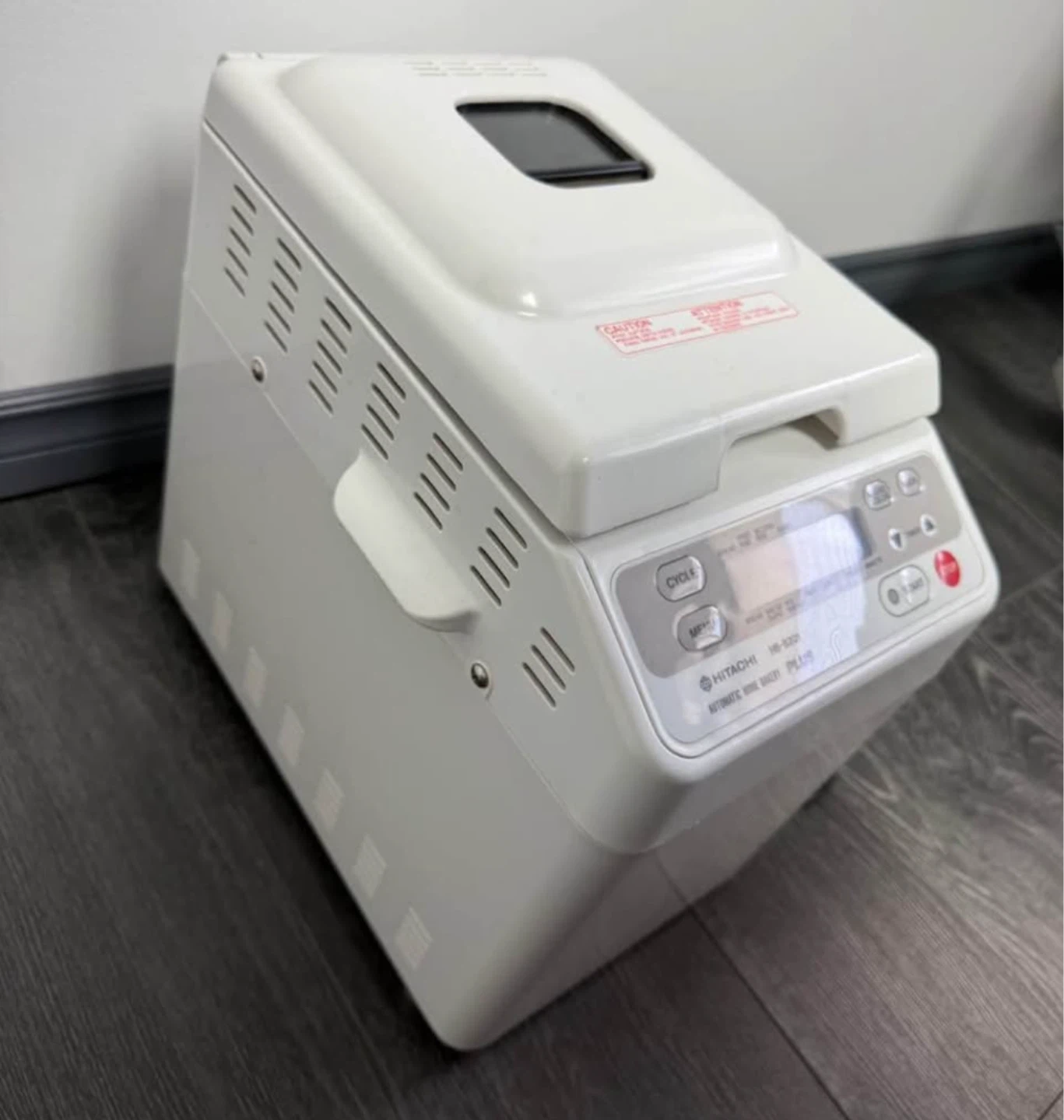 Hitachi Bread Machine – Automatic Home Bakery Plus (Works Great) - photo 4