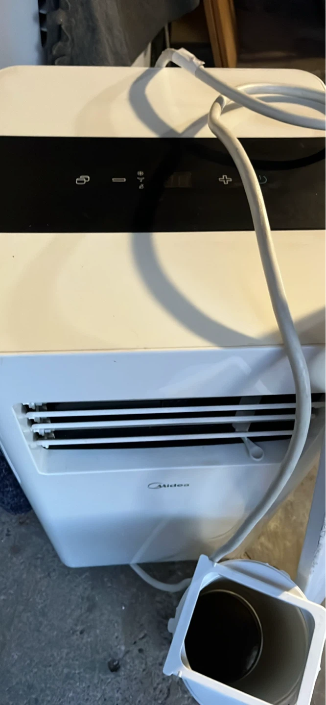 10000btu Midea Portable Air Conditioner - photo 2
