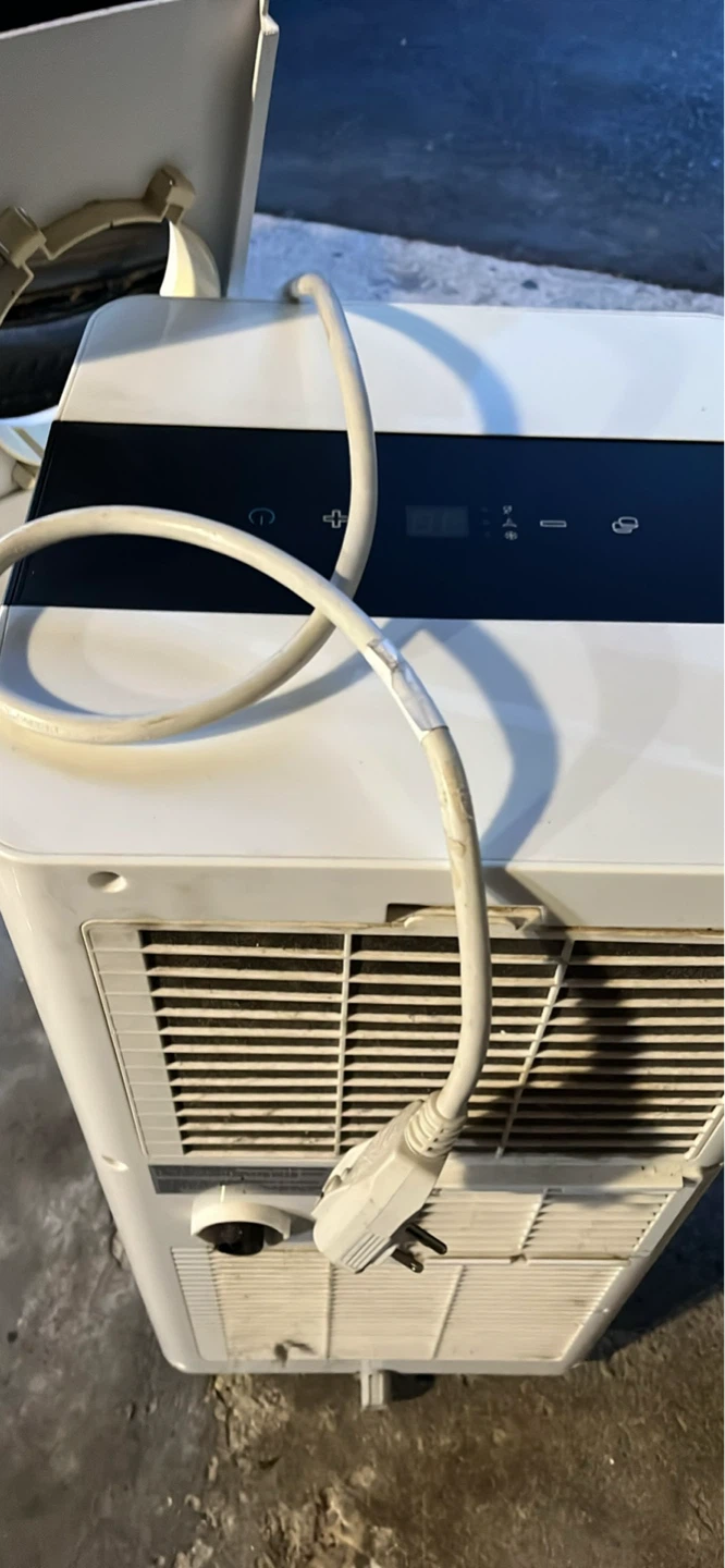 10000btu Midea Portable Air Conditioner - photo 3
