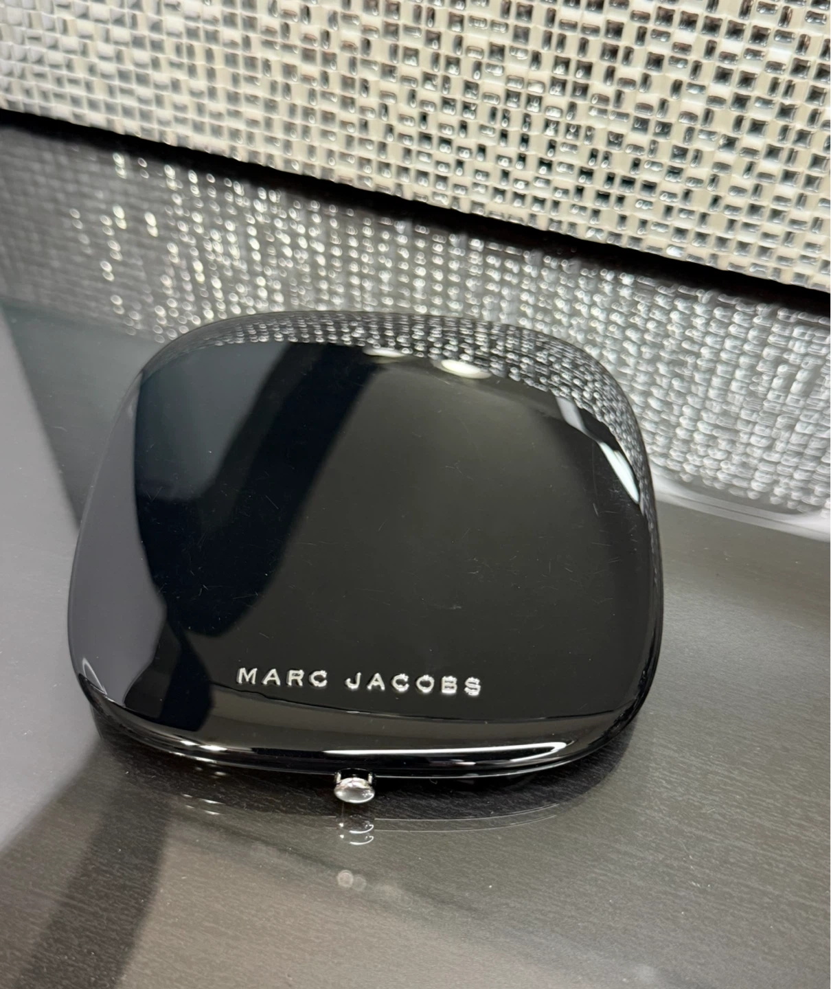 Marc Jacob’s Duo Bronzer/Face Powder - photo 2