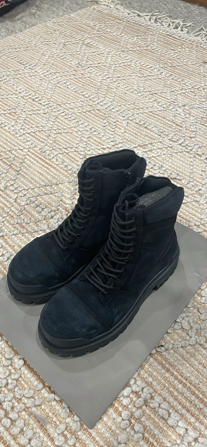 Balenciaga strike boot - photo 2