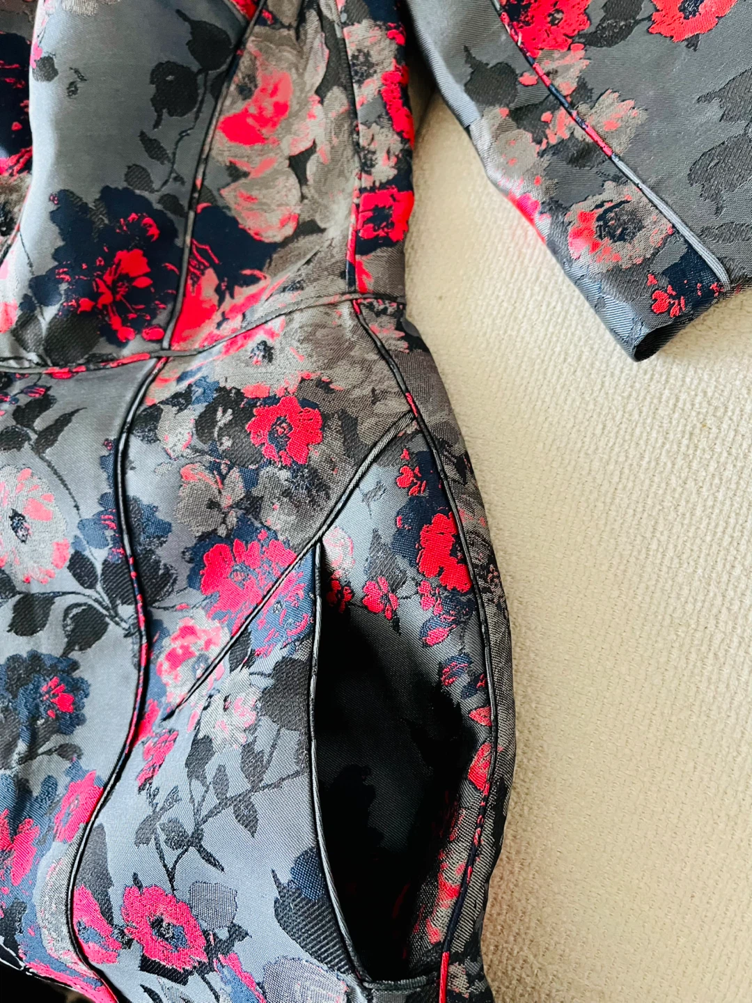 J. Mendel Luxury Floral Silk Dress Size 4 - photo 5