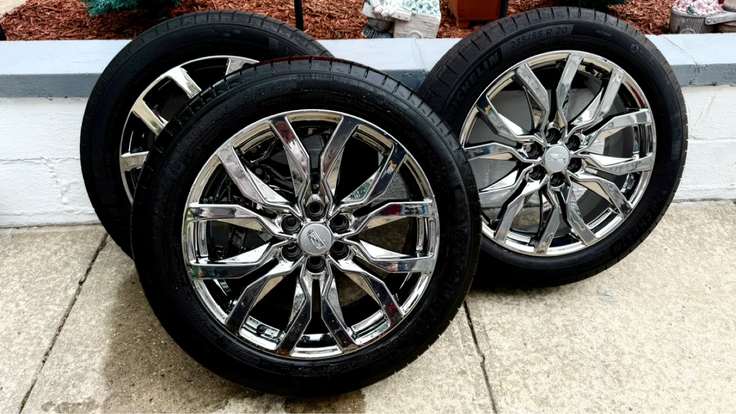 Cadillac Chrome Wheels and Tires Set (4)