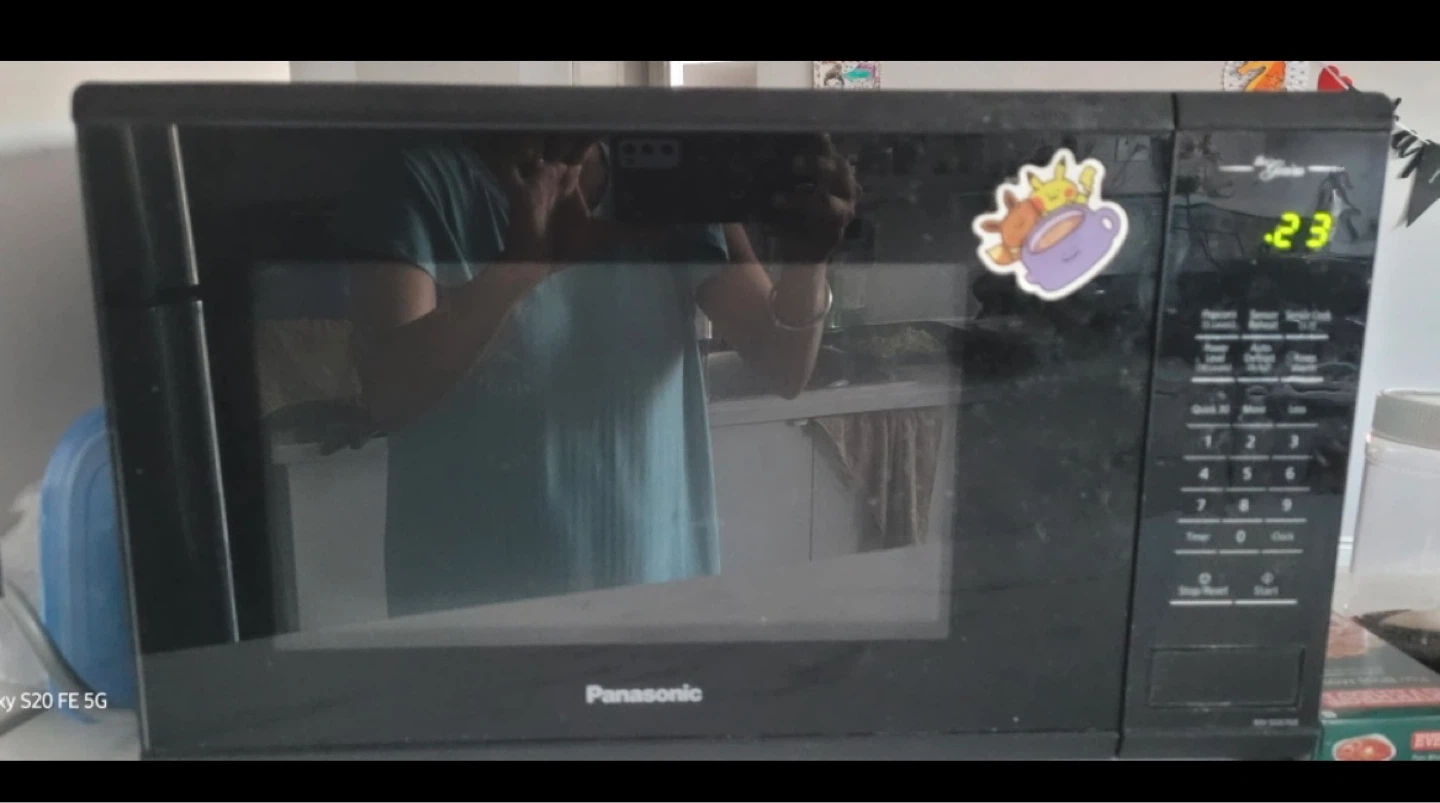 Panasonic Microwave Oven - photo 2
