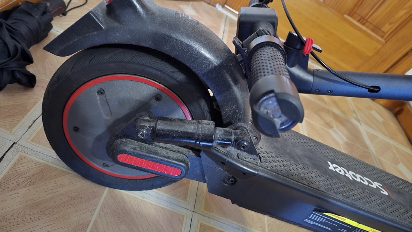 i10-MAX Electric Scooter - photo 5