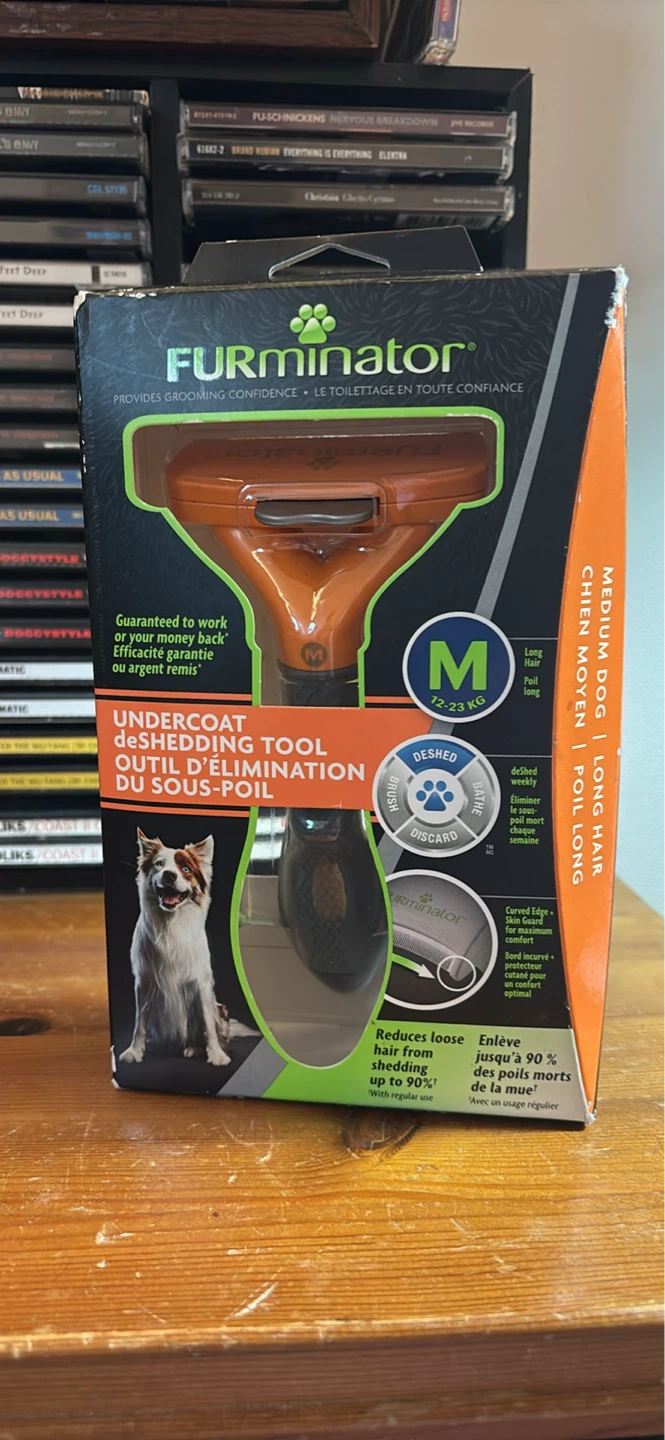 FURminator Medium Dog Undercoat deshedding Tool