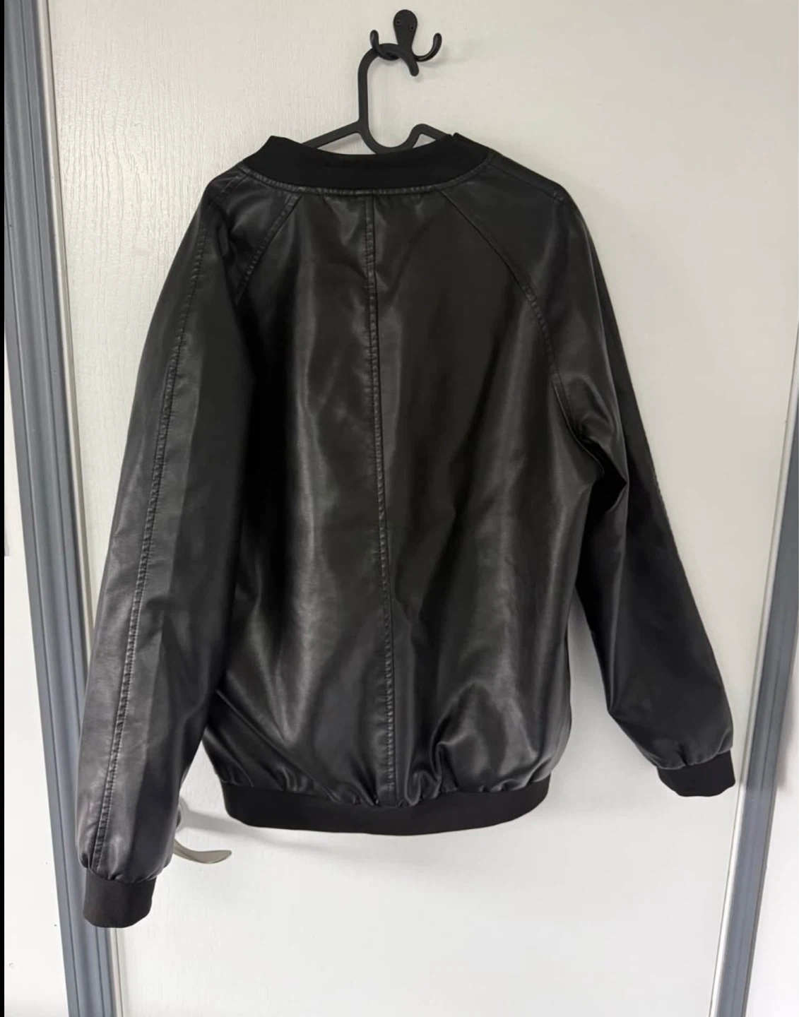 Men’s Black Faux Leather Bomber Jacket - XL - photo 2