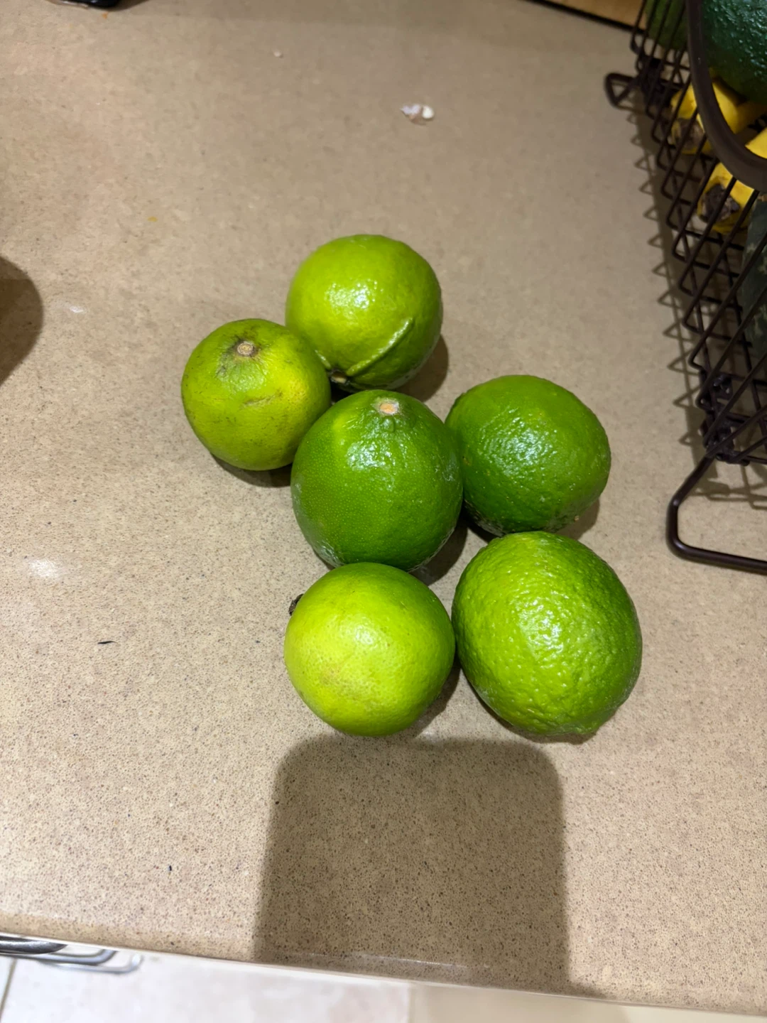 6 Fresh Limes