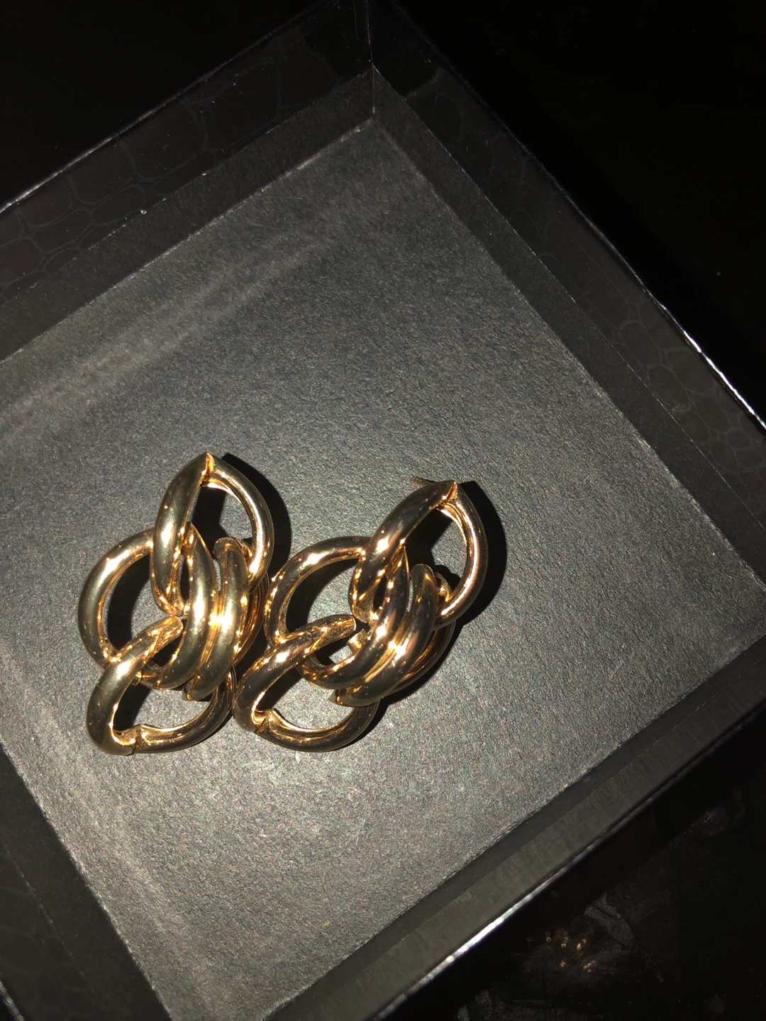 Gold  plated  earrings 3 cm lenth