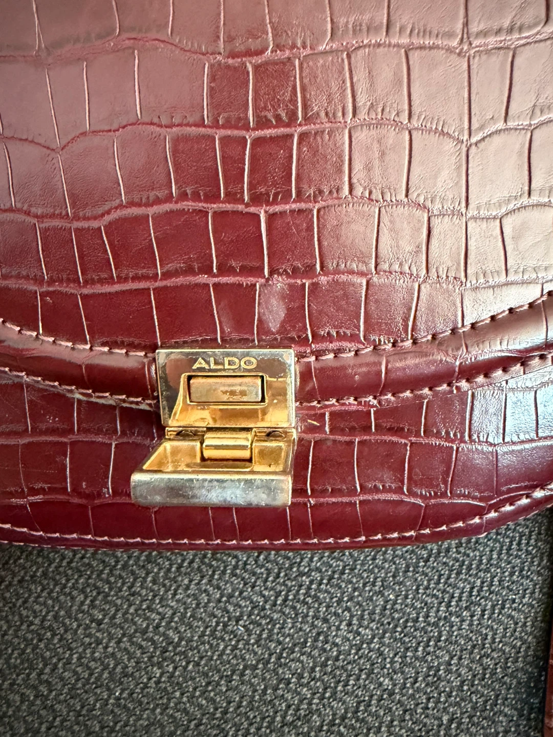 ALDO Burgundy Croc Embossed Shoulder Bag - photo 5